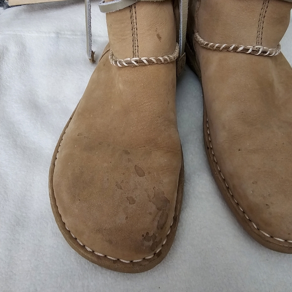 UGG Australia Catalina Tan Leather Lace Up Boot With Sheepskin Size 7 - Picture 6 of 16